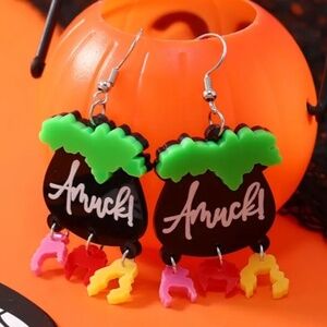 NWT! Disney Hocus Pocus AMUCK! Pierced Dangle Earrings!